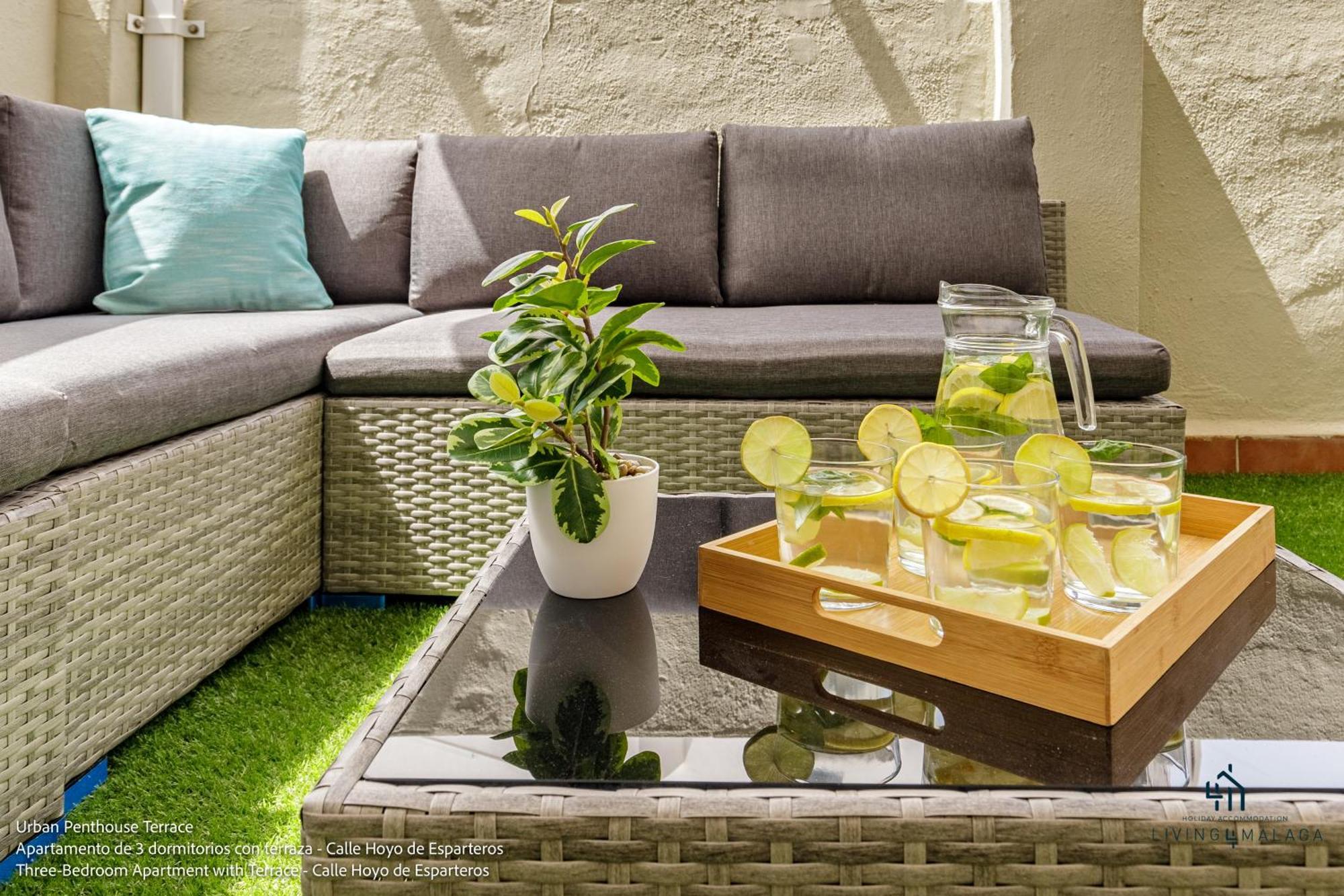 Living4Malaga Urban Apartments Exterior photo